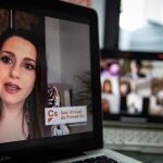 La líder de Cs, Inés Arrimadas, en rueda de prensa por videoconferencia/ Cs