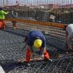 La obra pública e realiza al aire libre y con bajo riesgo de contagio
