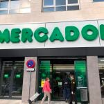 Mercadona ha reabierto su supermercado de la calle José García Díaz de Sevilla