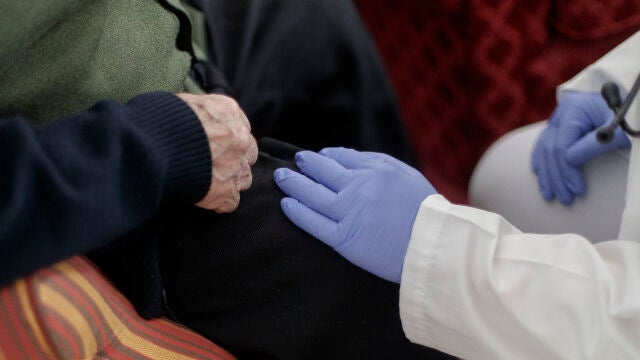 "Nadie puede garantizar que alguien tenga menos derecho a vivir que otro por razón de su edad"