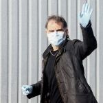 El presidente de Òmnium Cultural, Jordi Cuixart, llega a trabajar en su empresa de Santa Perpètua de Mogoda (Barcelona), tras salir de la prisión de Lledoners. EFE/ Quique García