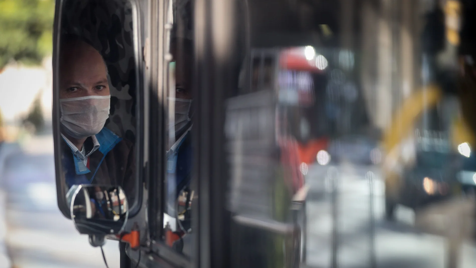 Uso obligatorio de máscaras en el transporte público de Sao Paulo