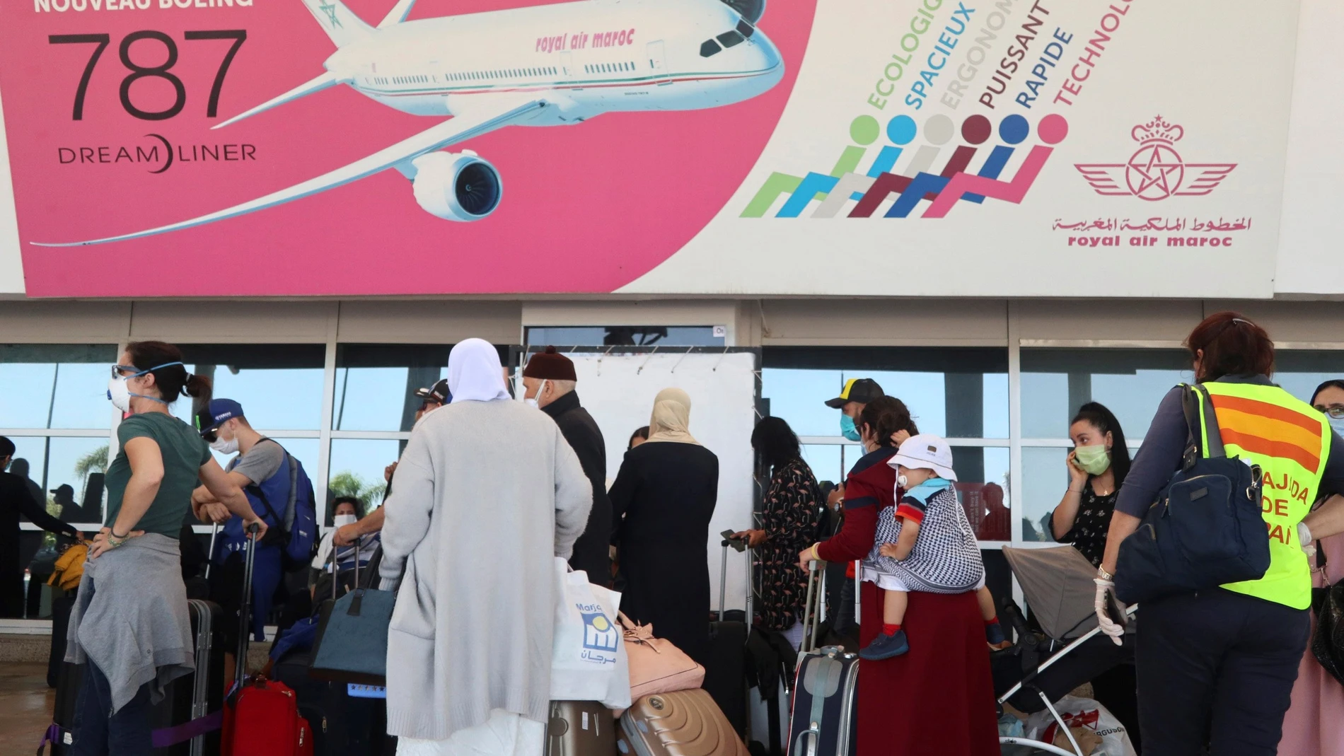 Marruecos facilitó retorno de 85.000 turistas pero impide regreso a los suyos