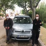 Los jornaleros Francisco y Óscar han viajado desde Alcalá del Valle, en Cádiz, pero aún no han podido cruzar la frontera de La Junquera