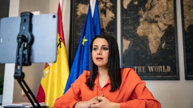 Arrimadas: los gobiernos de coalición con el PP "están funcionando bien"