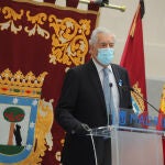El premio Nobel de Literatura Mario Vargas Llosa, durante la laudatio en la ceremonia de entrega de la Medalla de Oro