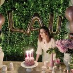 Laura Pausini celebra en casa su 46 cumpleaños.
