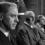 Burt Lancaster en una de las escenas de la película "Vencedores o vencidos"