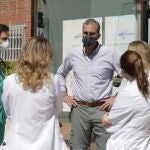 Ortega Smith a las puertas del hospital tras ser dado de alta