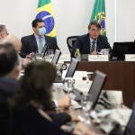 HANDOUT - 21 May 2020, Brazil, Brasilia: Brazilian President Jair Bolsonaro (C) speaks during a videoconference meeting with State Governors. Photo: Marcos Correa/Palacio Planalto/dpa - ATTENTION: editorial use only and only if the credit mentioned above is referenced in full21/05/2020 ONLY FOR USE IN SPAIN