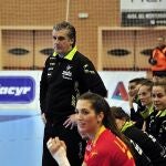 Jorge Dueñas, ahora seleccionador de Brasil, durante la época con las Guerreras, a las que llevó a lo más alto