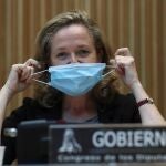 La vicepresidenta tercera y ministra de Asuntos Económicos y Transformación Digital, Nadia Calviño, comparece ante la Comisión para la Reconstrucción Social y Económica del Congreso
