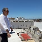 Antonio Guillén, de 58 años, recibió un riñón el pasado 26 de abril. Ni él ni su familia se lo creían cuando el médico les avisó