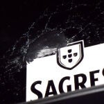 Estado en el que quedó el autobús del Benfica tras ser apedreado después de jugar contra el Tondela.