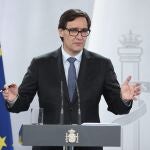 El ministro de Sanidad, Salvador Illa, toma el pelo a los MIR y al Parlamento