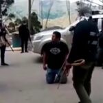 Brigadas que hacen rondas en los campos de Perú para castigar a los que no cumplen con las normas impuestas contra el coronavirus