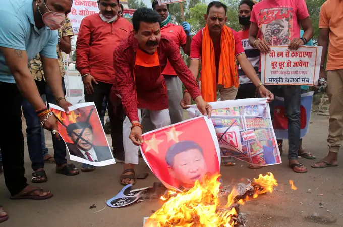 Máxima tensión entre China e India: el primer enfrentamiento en 45 años deja, al menos, 20 soldados muertos Máxima tensión entre China e India: el primer enfrentamiento en 45 años deja, al menos, 20 soldados muertos