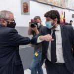 El presidente de Murcia, Fernando López Miras, en el parlamento regional