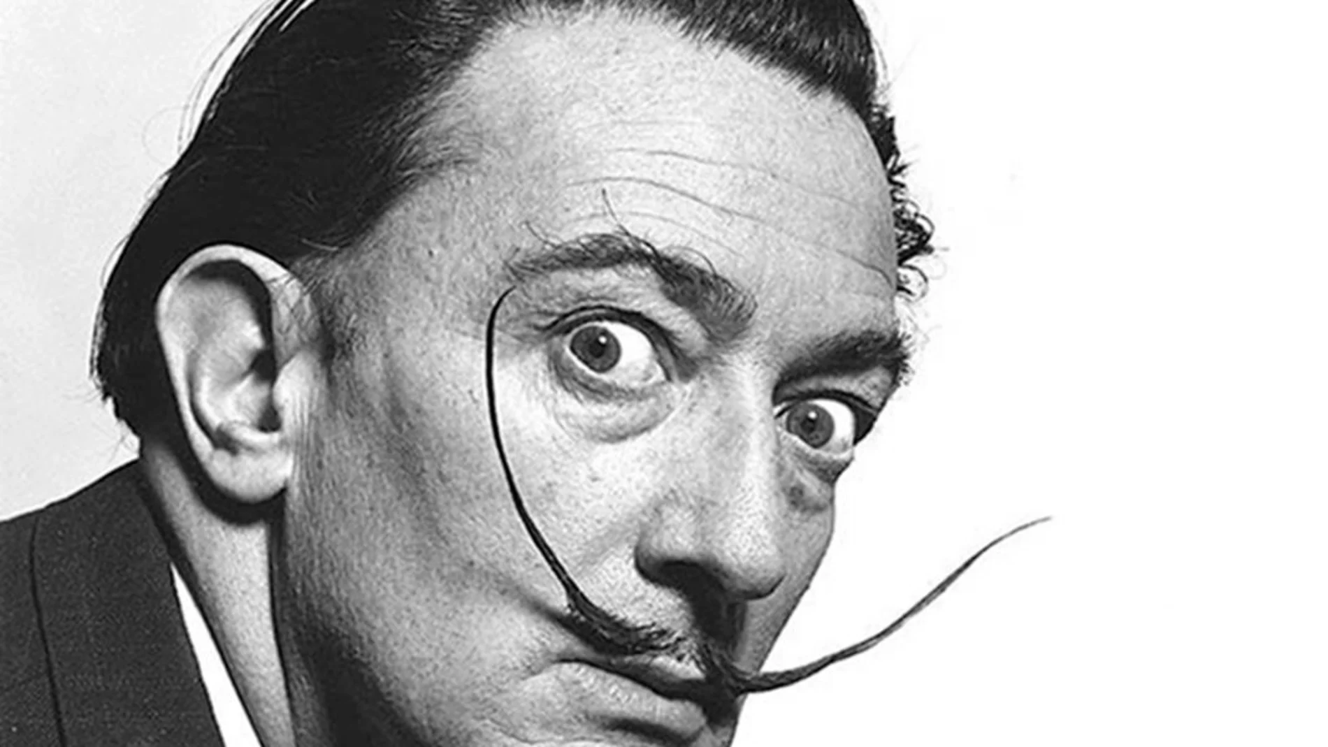 El pintor surrealista Salvador Dalí