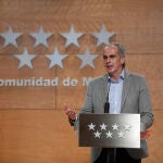 El consejero de Sanidad de la Comunidad de Madrid, Enrique Ruiz Escudero