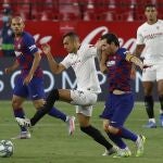 Joris Gnagnon con el Sevilla frente al Barcelona.
