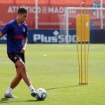 Marcos Llorente, en el último entrenamiento del Atlético de Madrid