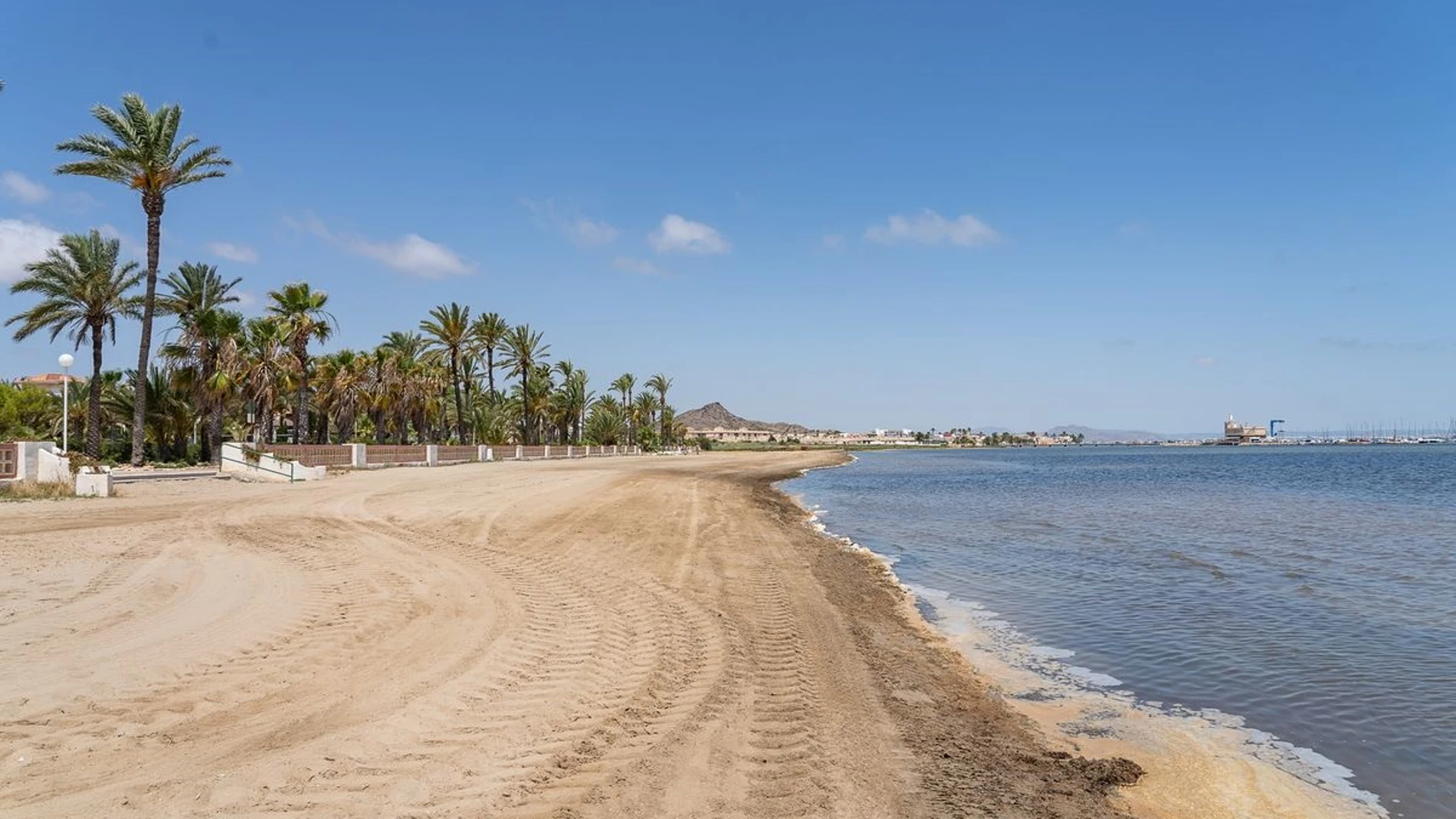 El Ayuntamiento de Cartagena contrata de urgencia las pasarelas del Mar Menor tras recibir la autorización de Costas