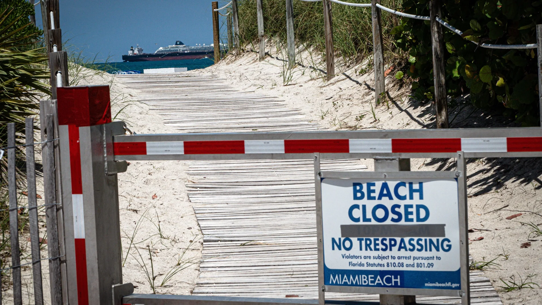 Florida suma otros 9.488 casos de COVID-19 y en un mes casi 120.000