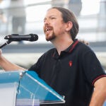 El vicepresidente segundo del Gobierno y líder de Podemos, Pablo Iglesias, durante un acto electoral en Vigo, Pontevedra.