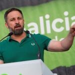 El presidente y líder de Vox, Santiago Abascal en un mitin en Vigo