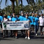 Los pescadores de arrastre andaluces se manifestaron este sábado en protesta por las restricciones de la orden ministerial sobre el Mediterráneo, por considerar que ponen en peligro su actividad.
