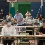 Votación de las elecciones autonómicas de Galicia, en Burela (Lugo/Galicia/España) a 12 de julio de 2020.