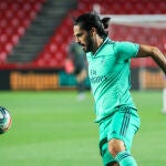 Isco, en un momento del partido contra el Granada