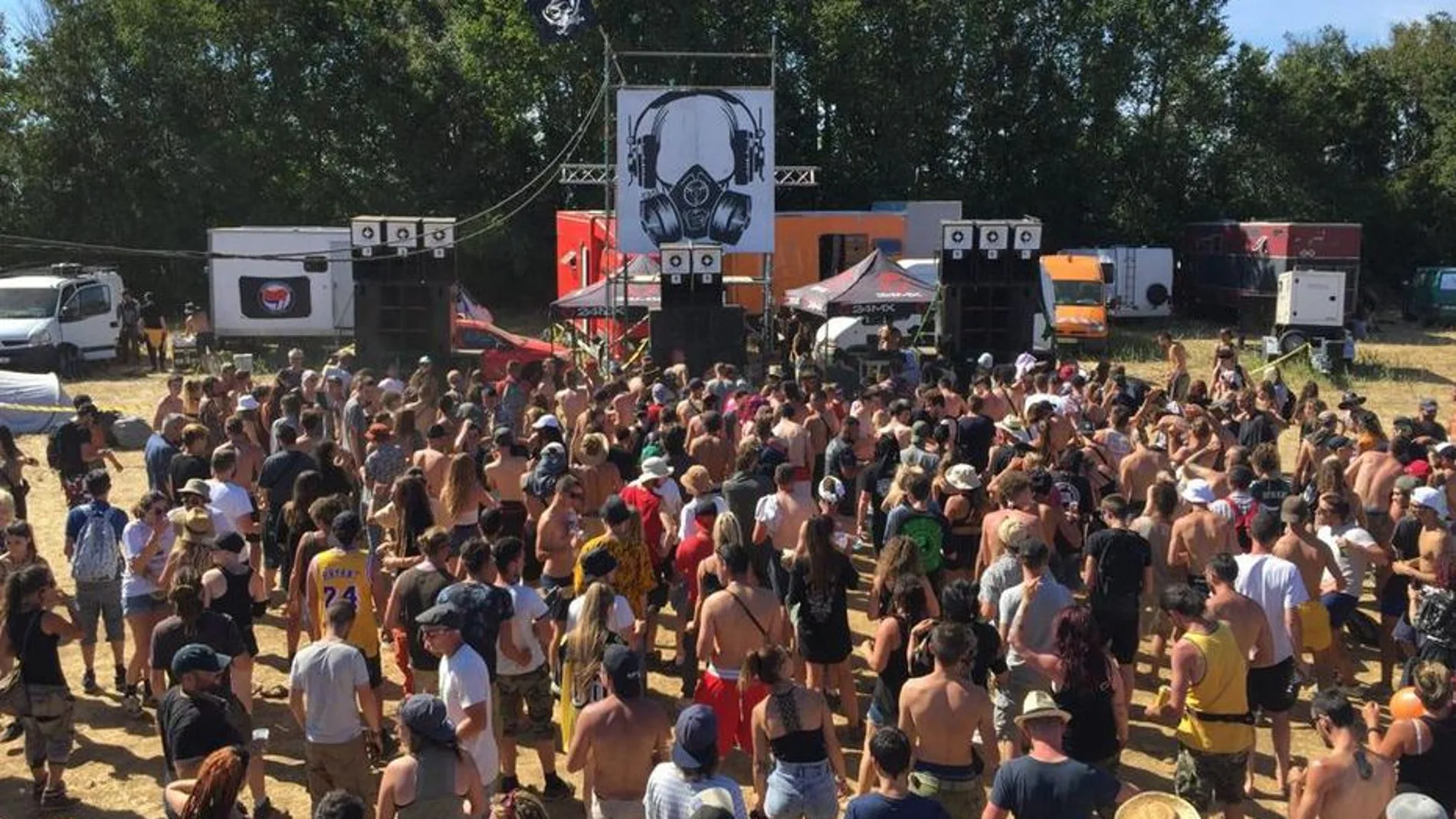 Las autoridades de Nièvre, en el centro de Francia, se vieron desbordadas por la fiesta rave del pasado fin de semana