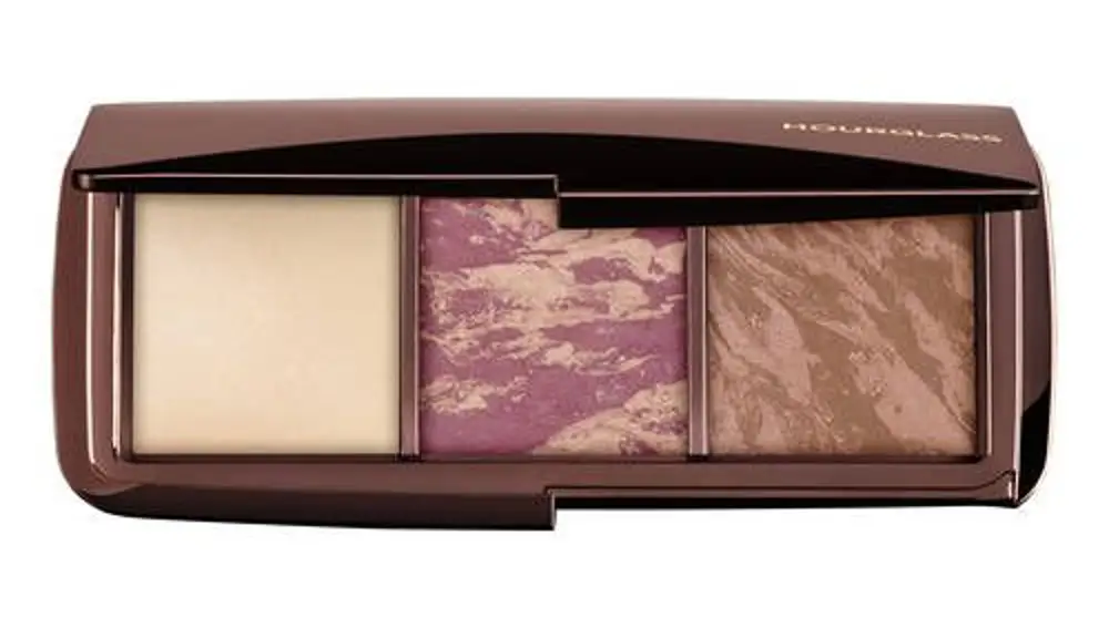 Paleta de polvos iluminadores.