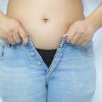 En teoría, lo único que tienes que hacer para adelgazar es quemar más calorías de las que ingieres | Fuente: Dreamstime