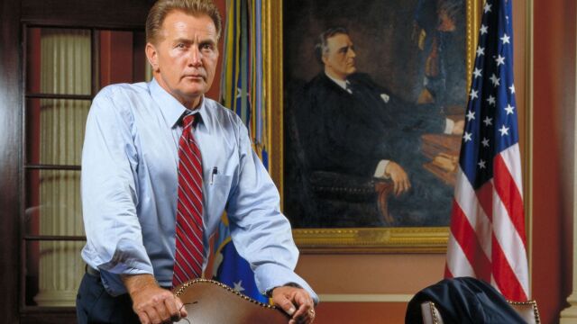 Martin Sheen como presidente de Estados Unidos en la serie "El ala oeste de la Casa Blanca"