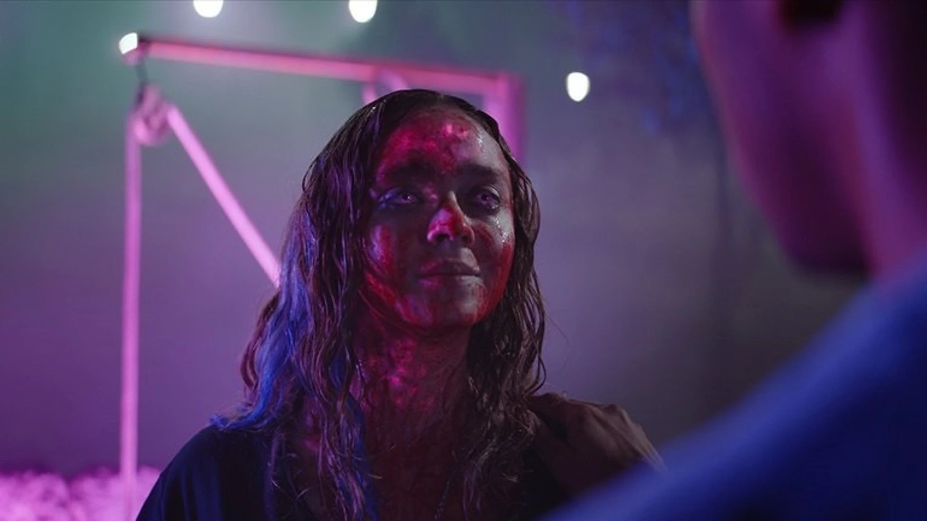 Madeleine Arthur protagoniza "Colour Out of Space"