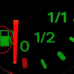 Flecha depósito gasolina
