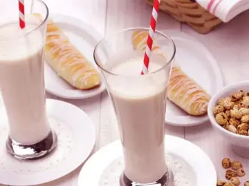 Los 10 beneficios de la horchata de chufa Los 10 beneficios de la horchata de chufa