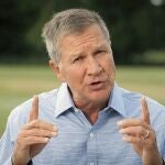El ex gobernador republicano de Ohio John Kasich ha pedido el voto el demócrata Joe Biden
