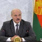 El presidente bielorruso Alexander Lukashenko preside el consejo de Seguridad Nacional en Minsk, Bielorrusia.