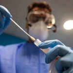 Realización de test de coronavirus, PCR