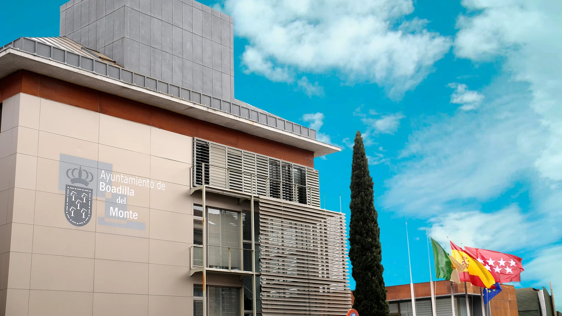 Fachada del Ayuntamiento de Boadilla del Monte, Comunidad de Madrid