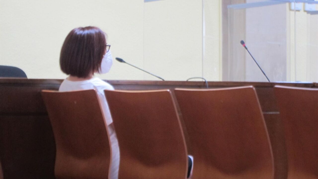 Piden diez años de prisión para una mujer acusada de abusar sexualmente ...