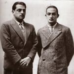 Luis Buñuel y Salvador Dalí antes de la aparición de Gala