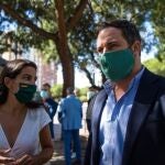 El presidente de Vox, Santiago Abascal, y la presidenta de Vox Madrid y candidata a la comunidad de Madrid, Rocío Monasterio