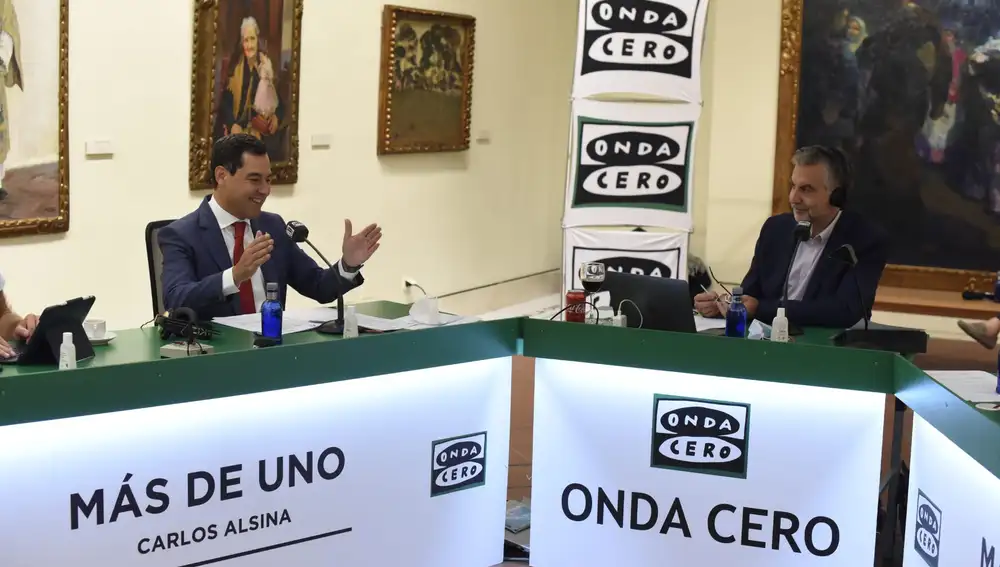 Juanma Moreno en "Más de Uno" de Onda Cero con Carlos Alsina