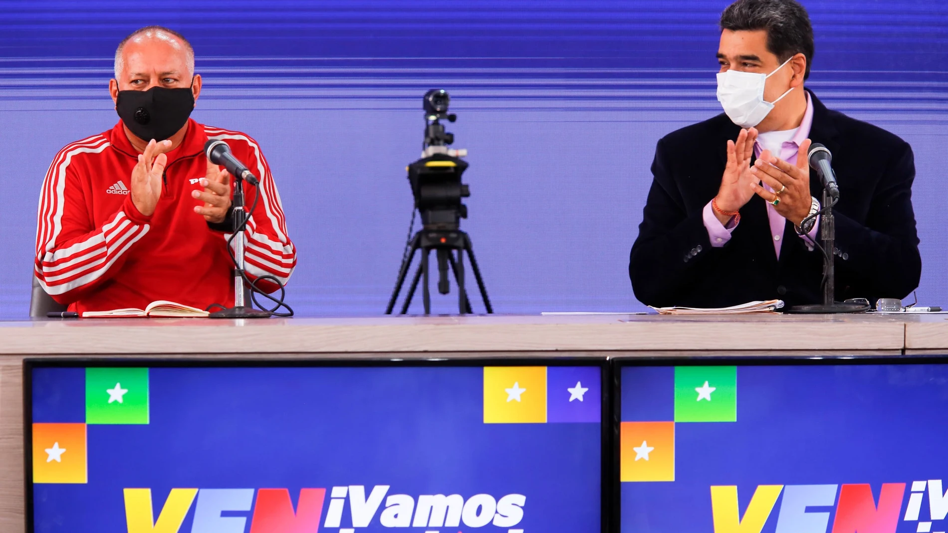 Maduro acusa a Capriles de liderar campaña mundial para sabotear legislativas
