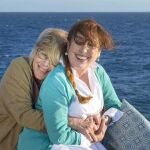 Veronica Forqué y Rosa María Sardá protagonizan una sincera historia de amor en "Salir del ropero"